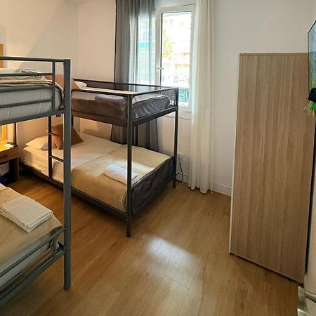 Habitaciones En บาร์เซโลนา ภายนอก รูปภาพ