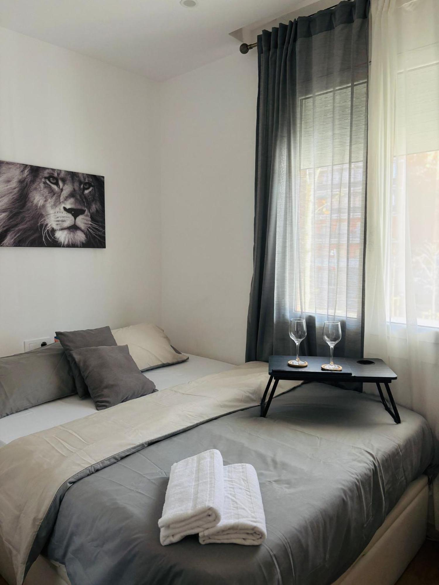 Habitaciones En บาร์เซโลนา ภายนอก รูปภาพ