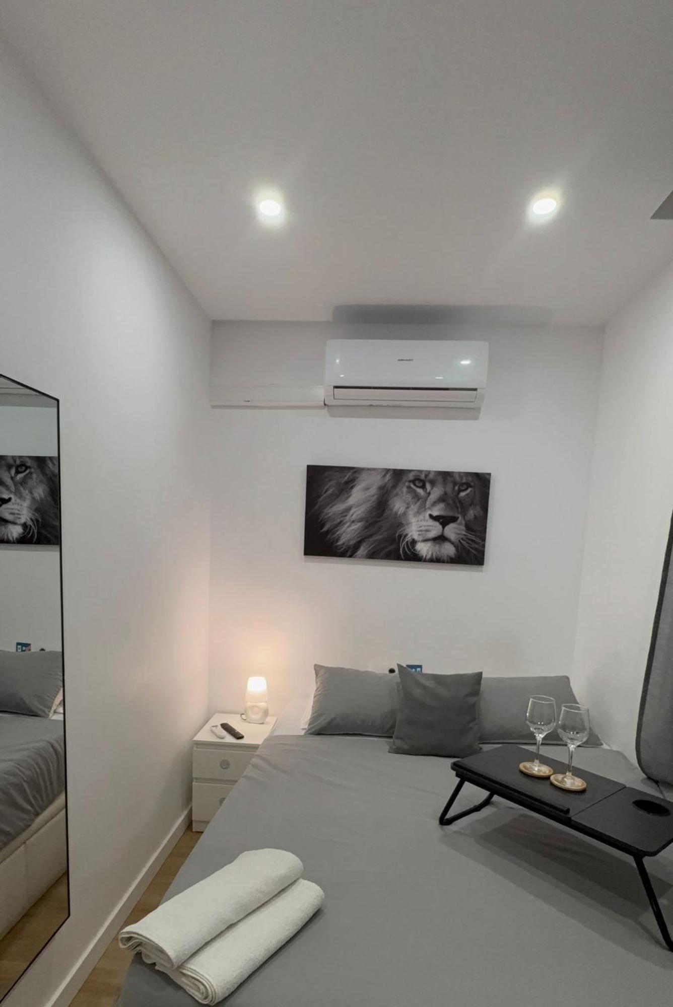 Habitaciones En บาร์เซโลนา ภายนอก รูปภาพ